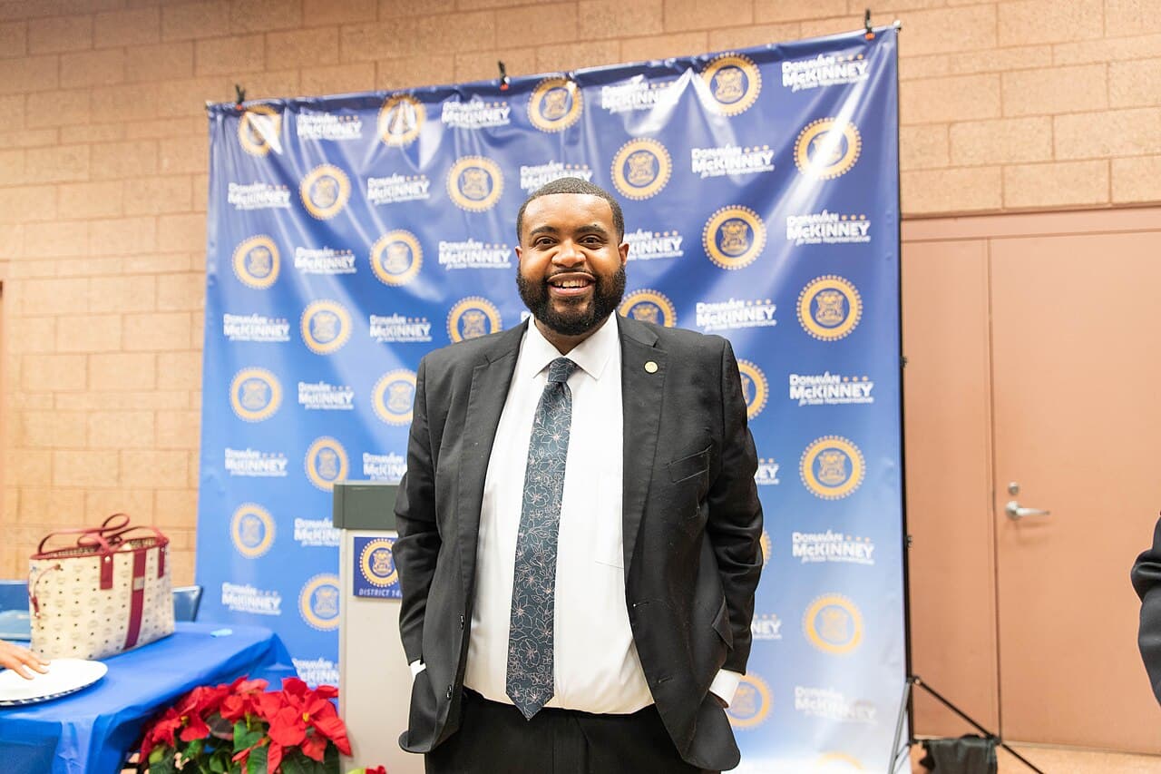 Michigan Democrats Announce Cross-Endorsements in Senate, House Primary Races - Wikimedia Commons