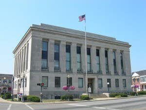 Tennessee Governor Signs Law Allowing Removal of Judges Who Don't Cooperate With ICE