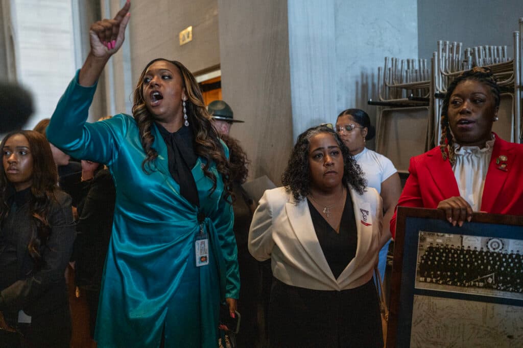 Tennessee Lawmakers Face Protests During Special Redistricting Session