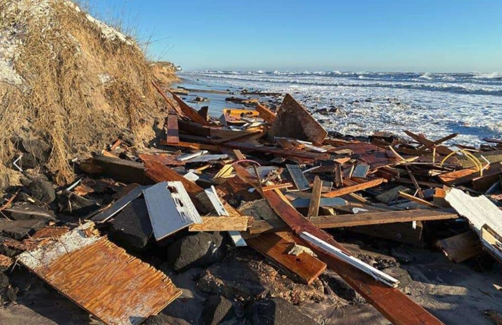 North Carolina senators propose bills to modify decades-old seawall ban
