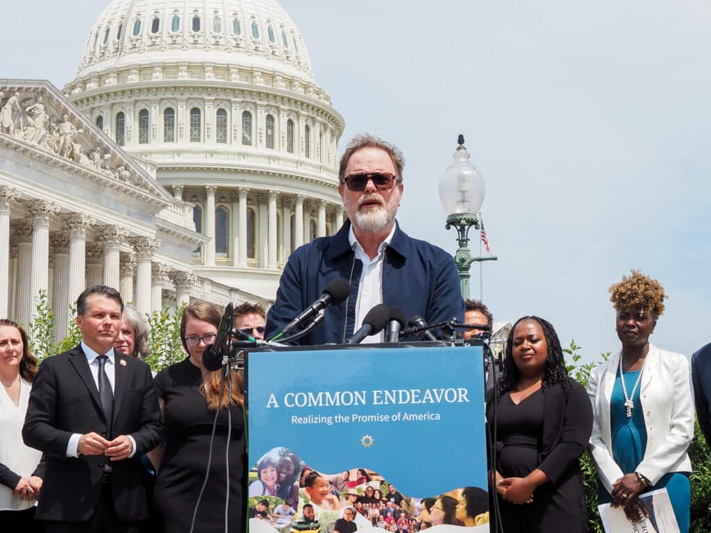Rainn Wilson Promotes Religious Freedom on Capitol Hill for Nation's 250th