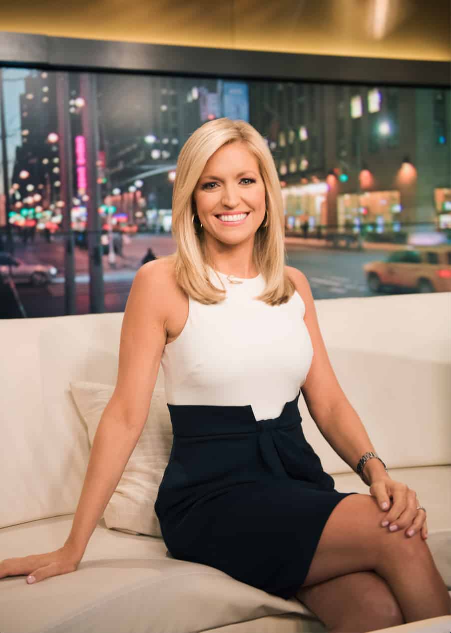 ainsley earhardt in sexy outfit