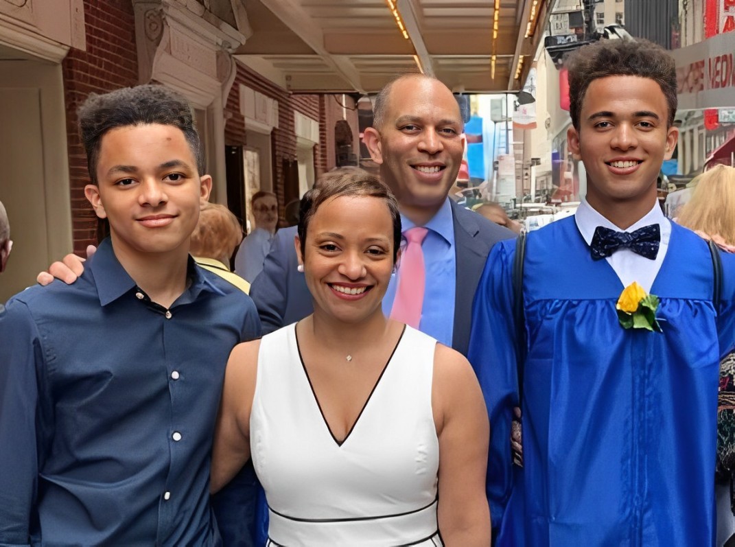 Kennisandra Jeffries The Inspiring Journey of Hakeem Jeffries' Wife