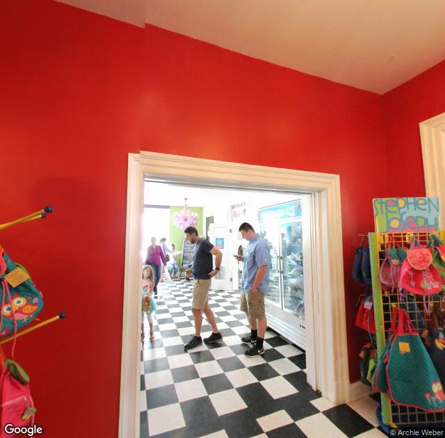 FBI Ten Most Wanted Fugitive Captured in Florida Following Tips - Google Street View