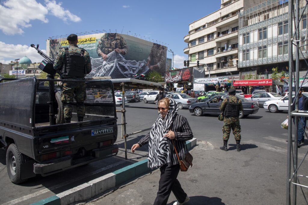 Iran-US Ceasefire Faces Early Test as Gulf Strikes Continue