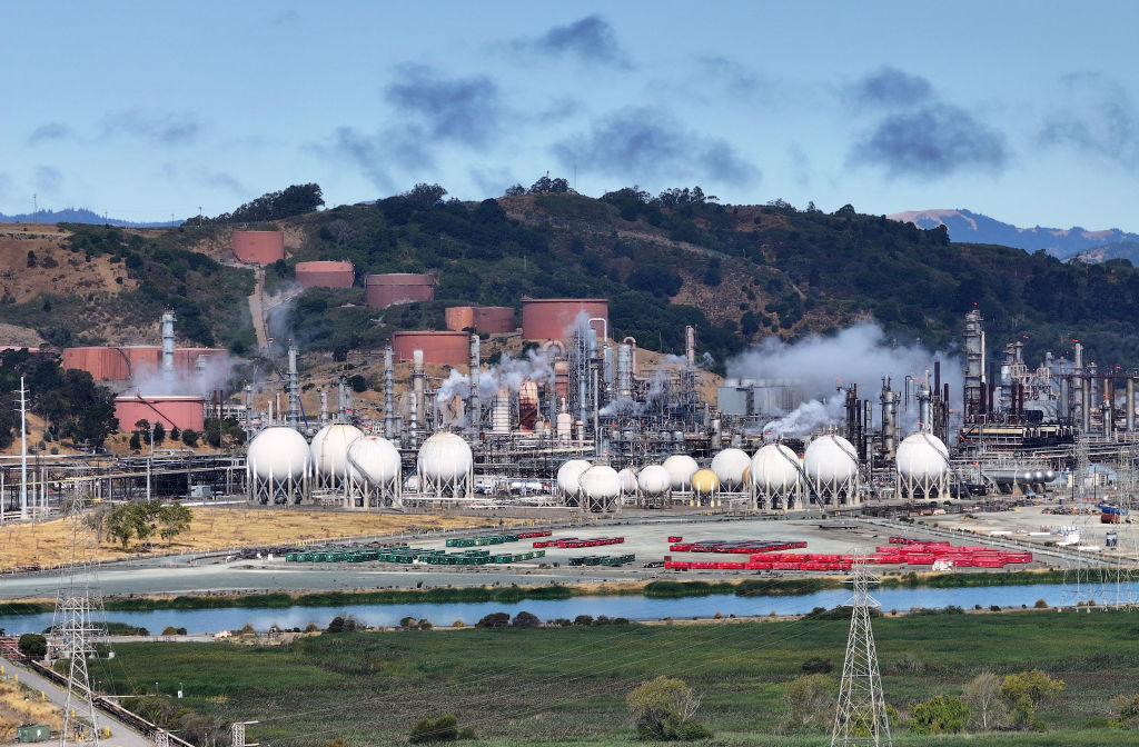 Western states expand carbon trading while New York climate efforts st